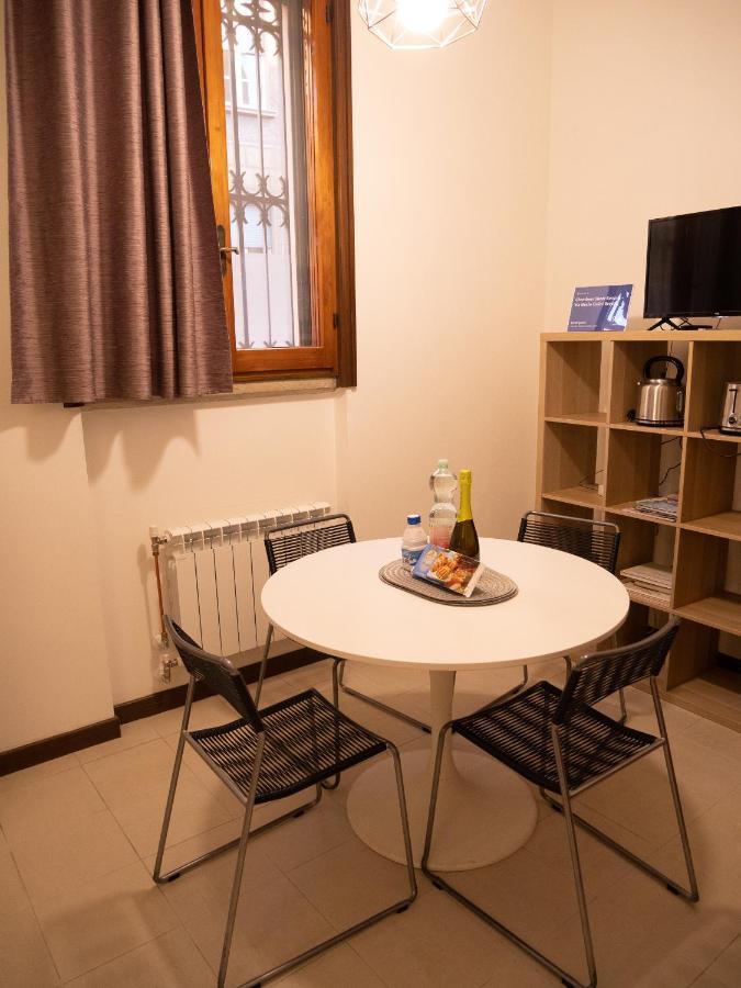Chambers Short Rentals - Via Gezio Calini Brescia - 2 Studio Flats Exterior foto