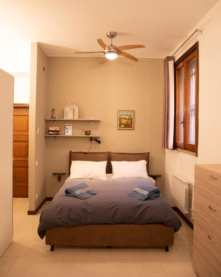 Chambers Short Rentals - Via Gezio Calini Brescia - 2 Studio Flats Exterior foto